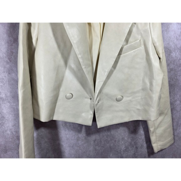 7 For All Mankind Faux Leather Cropped Blazer Cream Double Breasted Jacket M - Picture 5 of 9